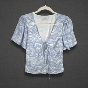NWOT Abercrombie & Fitch Keyhole Strappy Blouse Top Blue Swirl Halter Neck S